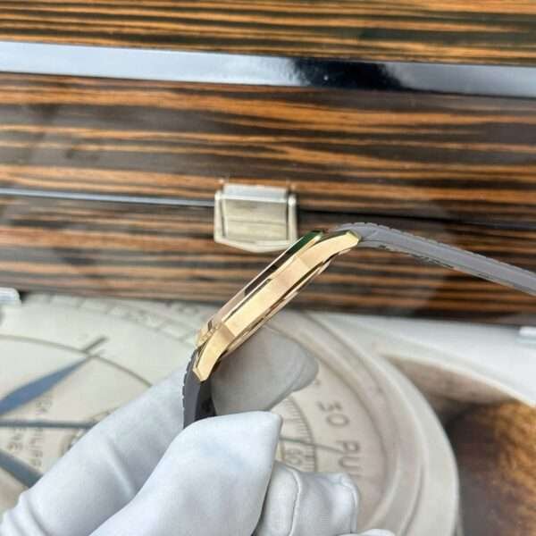 Patek Philippe 5167R Aquanaut Replica Chocolate Dial 40mm - Image 4