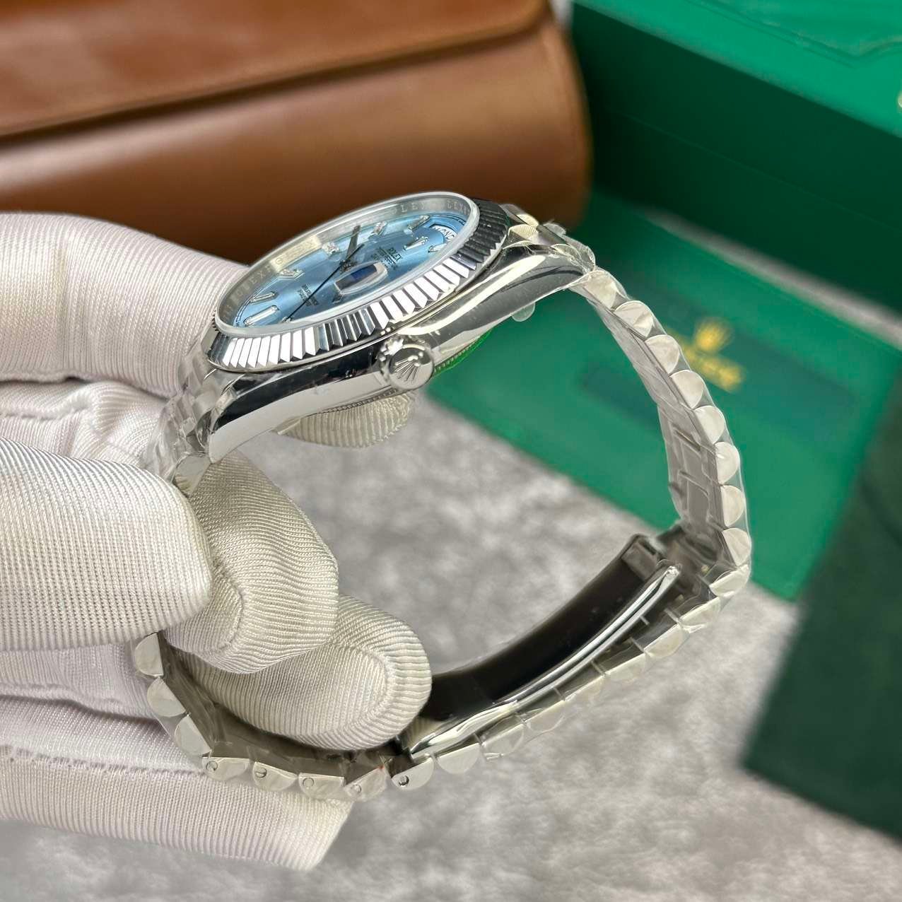 Rolex Day-Date 228236 Replica 1:1 Weight 167gr V2 GM Factory 40mm - Image 4