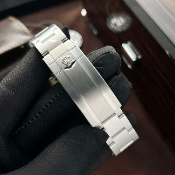 Rolex Replica Watch Submariner 116610LN Black Dial Clean Factory 40mm - Image 6